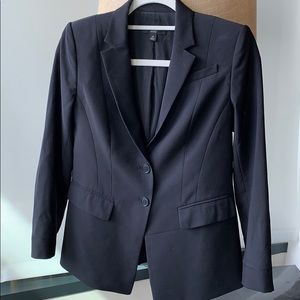 Black women’s suit jacket. Ann Taylor, 2P.